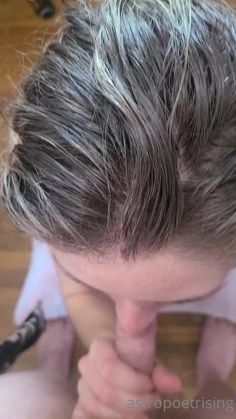 astropoetrising model nudes image