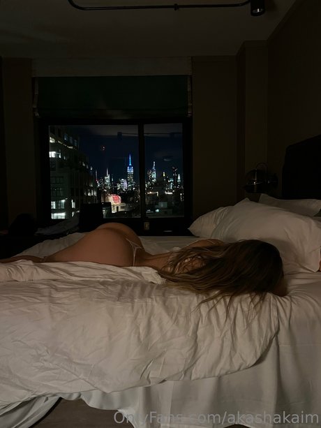 Akashakaim model erotic gallery