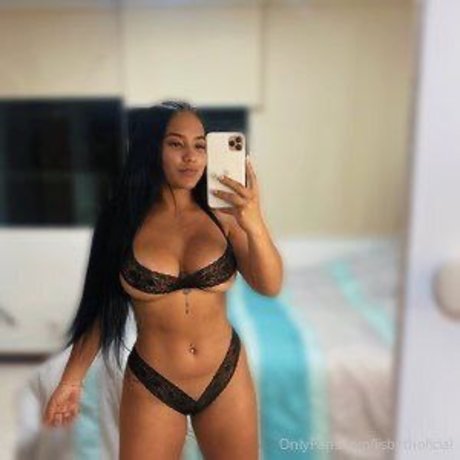 Lisbeth Bellorin pornstar beautiful photos