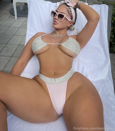 Danii Banks free star pic