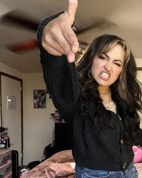 Gabby Ortiz nude actress gallery