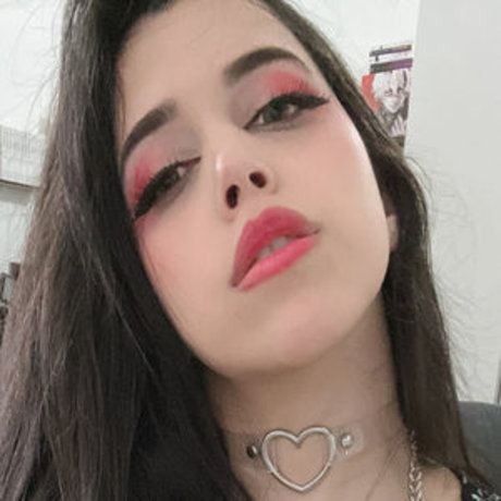 Vivi Tarantino star beautiful photos