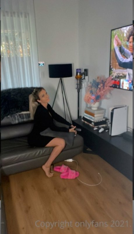 curvy lingerie onlyfans nice gallery