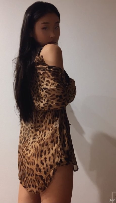 mimizow erotic model photo