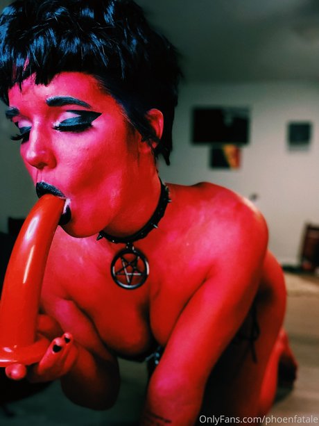 Phoenfatale high quality star pictures