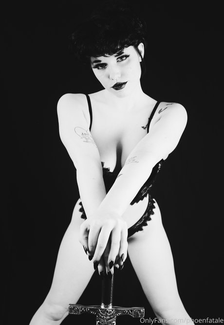 Phoenfatale pornstar exclusive archive