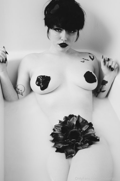 Phoenfatale top pornstar img