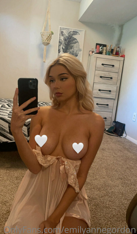 latina teen pussy onlyfans erotic photos