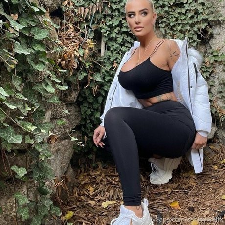 Ashley wolf hd actress image