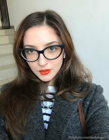 Sexyangel11 nudes model images
