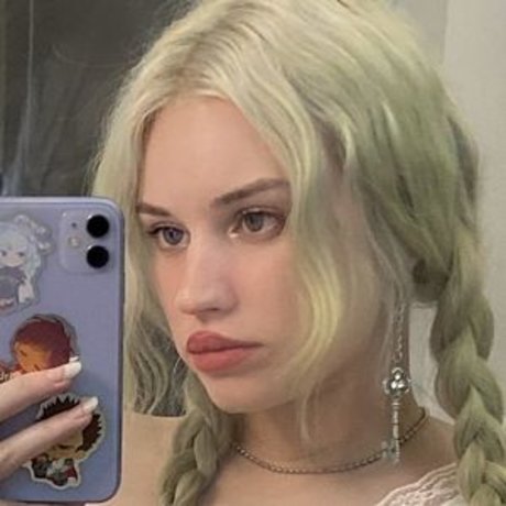 Swordgirlfriend free pornstar pic