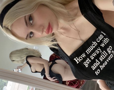 Swordgirlfriend adult actress image