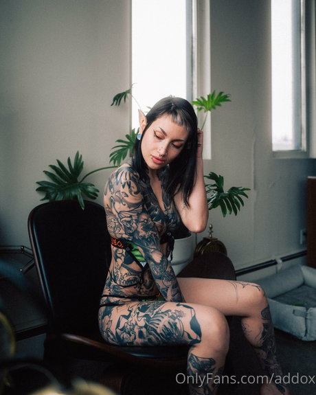 Addox star nudes pic