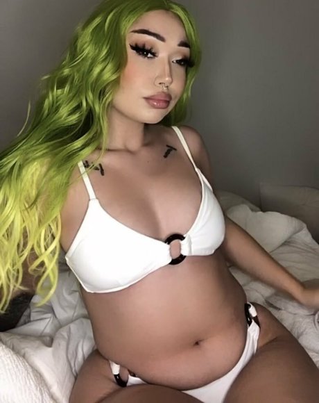 ulildevil beautiful model picture