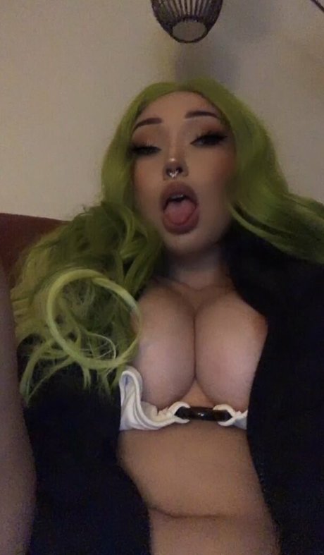 cheerleader onlyfans pornographic picture