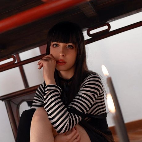 Loligaia model pretty galleries