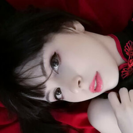 Loligaia pornographic actress photos