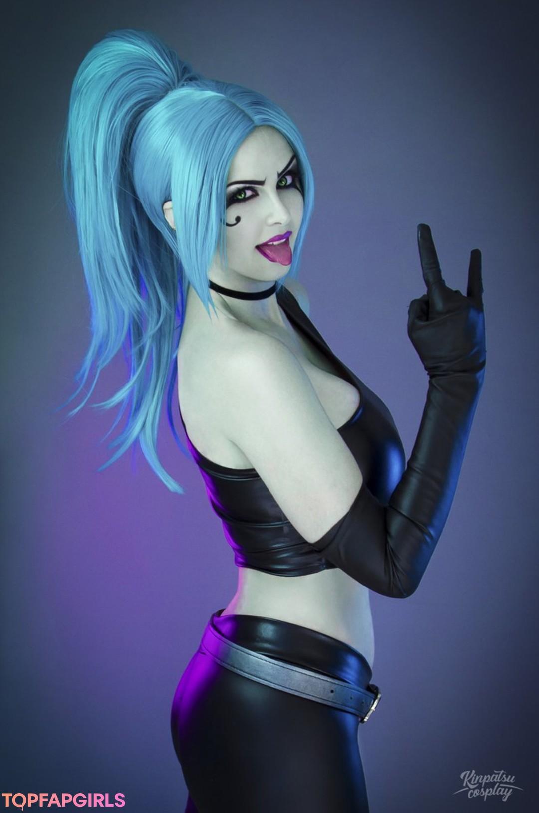 Kinpatsu Cosplay pretty actress images