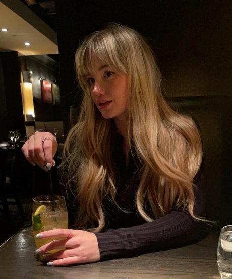 CyberAlina adult actress gallery