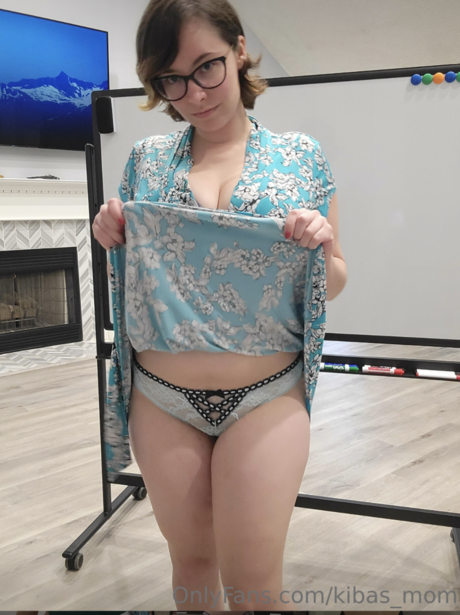 Kibas Mom best actress photos