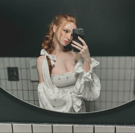 Myfoxyland pornstar hd photos