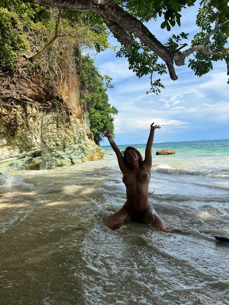 yogi cath sex model image