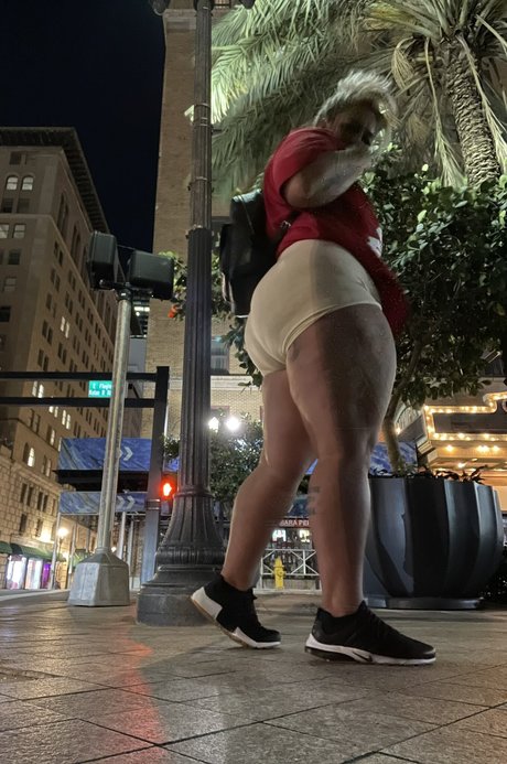 Miss Thick N Tatted pornstar archive