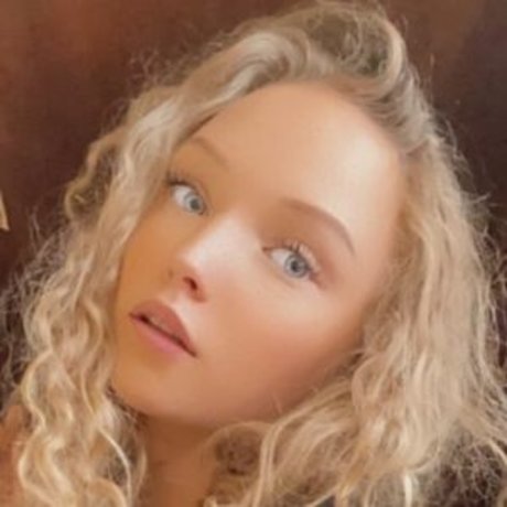 Evie And Ellie Erikson pornstar hot image