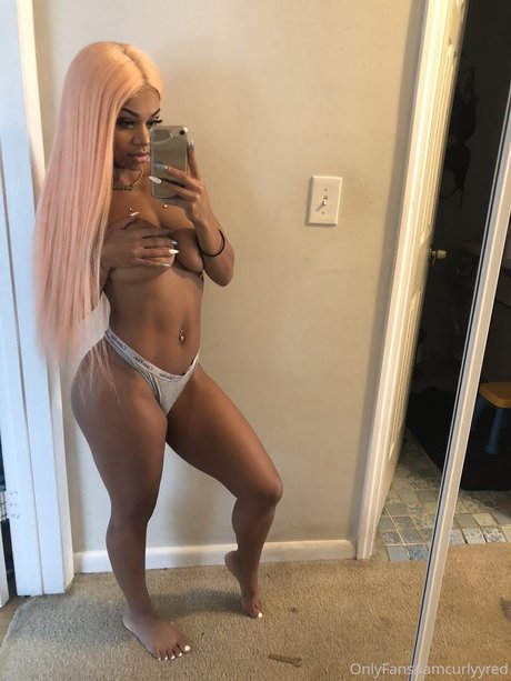 Curly Red art actress photo