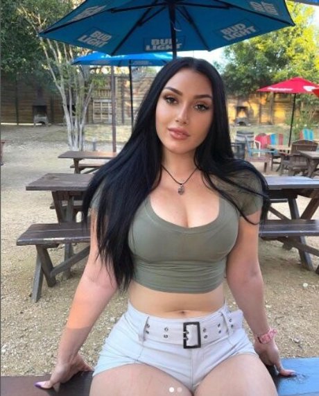 bxbbymaya high quality model photo