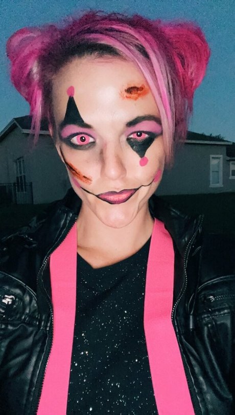 im over covid beautiful model photos