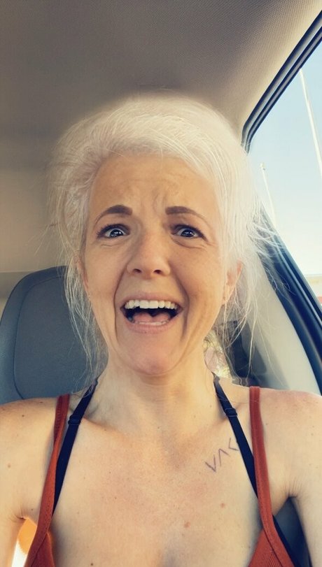 im over covid model nude archive