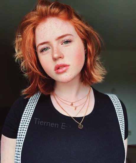 Blue Tiernen model hd gallery