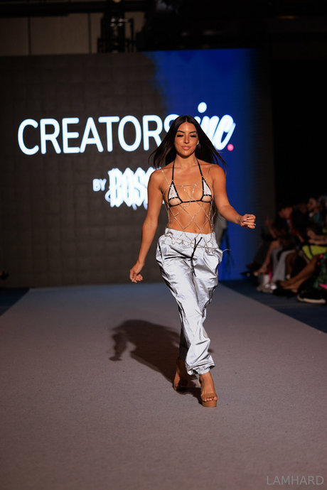 Lamhard pornstar art pic