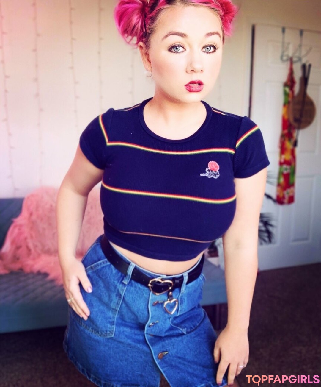 Lillie007 porn actress photo