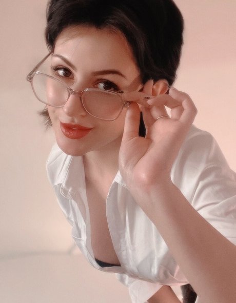 slowpenguin art pornstar archive