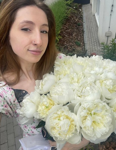 Ashley Ross porn model img