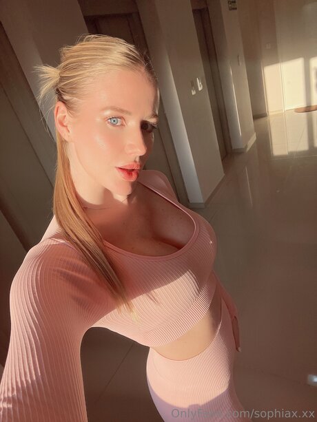 sophiax xx model sexy img