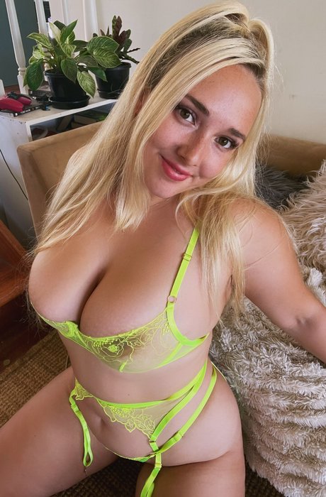 Lexie Kent nude model images