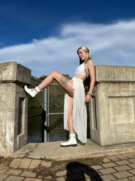 Becca Lynn star hot archive