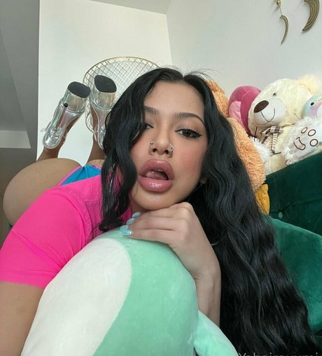 Yahaira Yumi nudes actress image