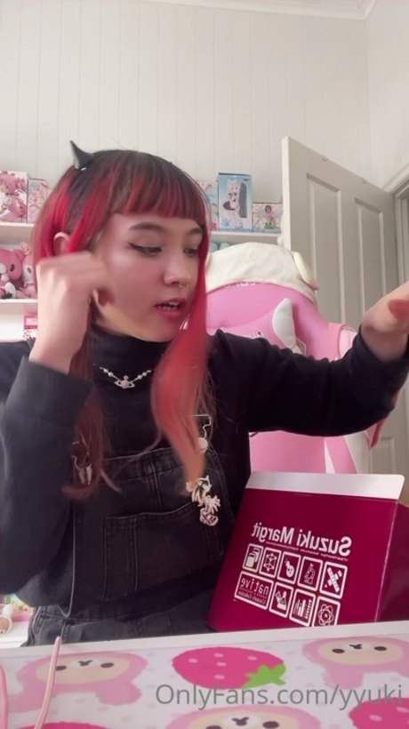 yyuki art star images