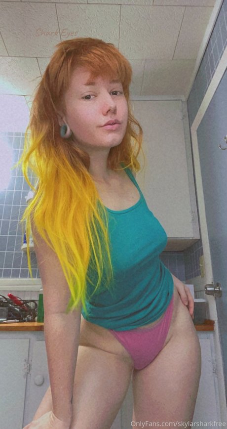 Skylarshark naked actress pic