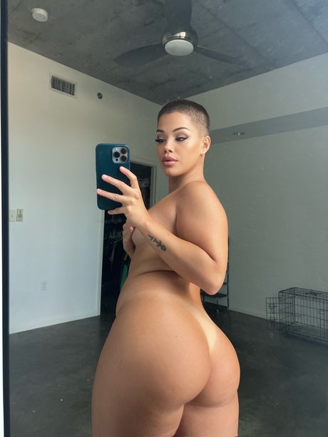missjfux star nude photo