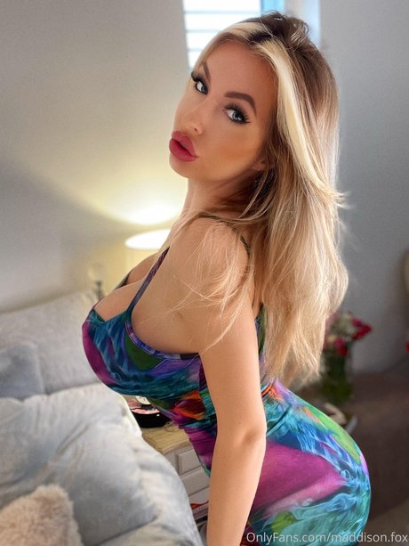 Maddison Fox pornographic model picture