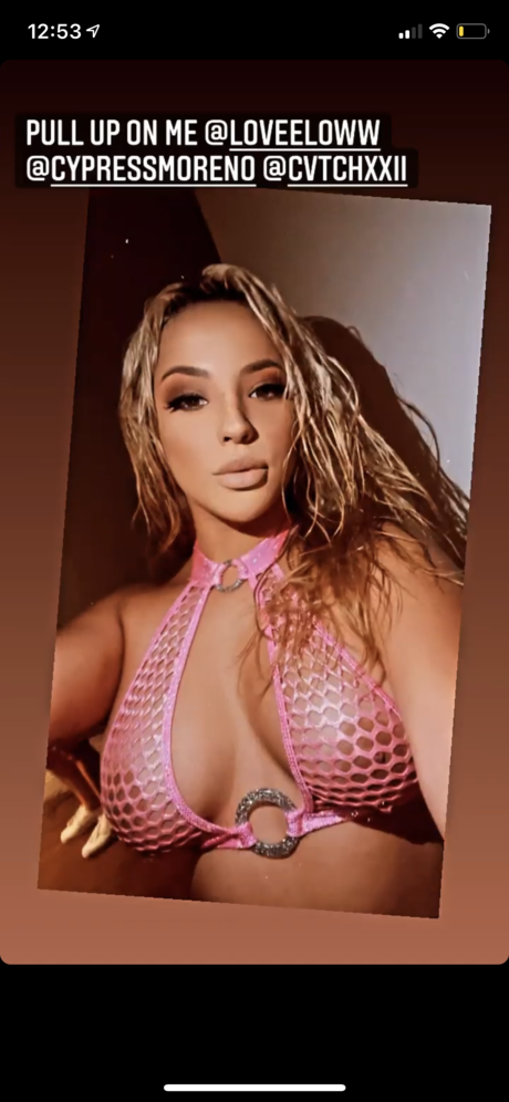 officialvictoriamoore model pretty pic