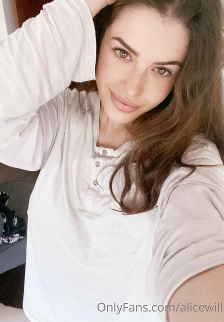 Alicewill pretty star pics