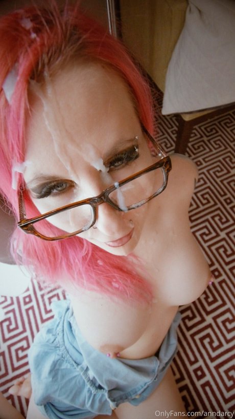 Ann Darcy exclusive model picture