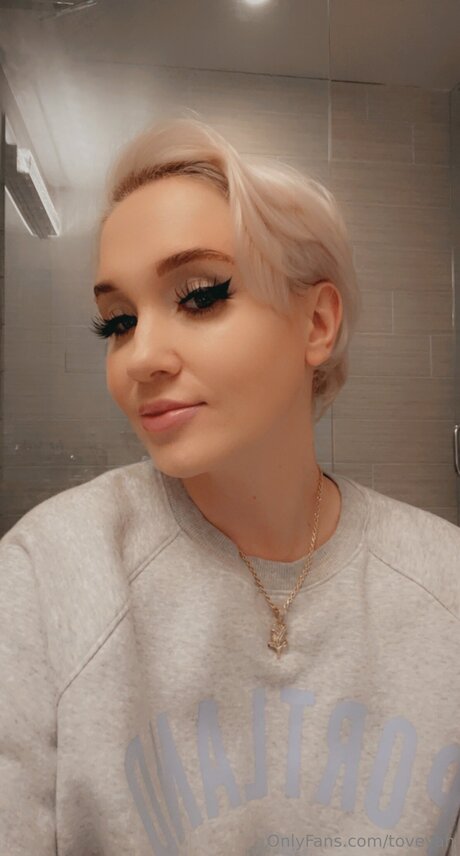 Toveyah star adult galleries