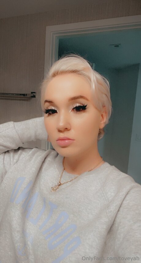 Toveyah star nude pictures